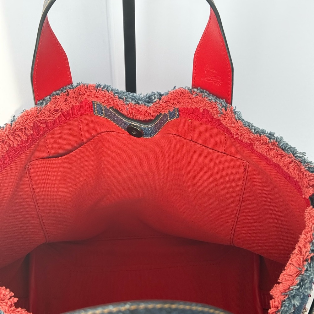 Christian Louboutin - Picture 11 of 13